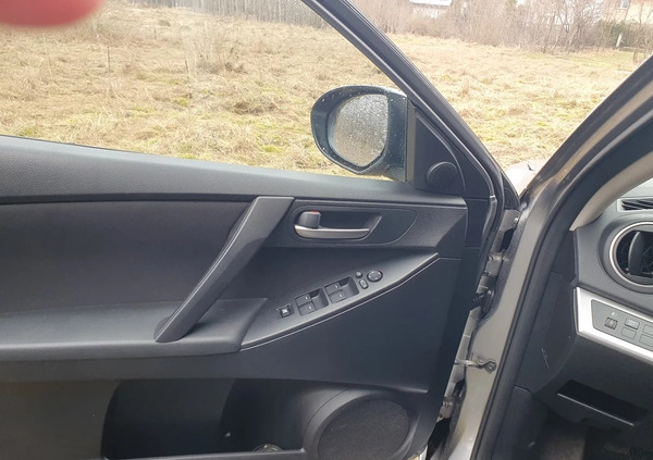 Mazda 3 cena 15500 przebieg: 215208, rok produkcji 2009 z Sokółka małe 137